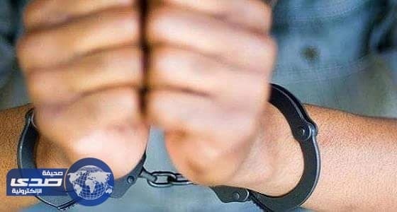 مشعوذ في المدينة يوهم الفتيات بعلاجهن بأسلوب غريب 