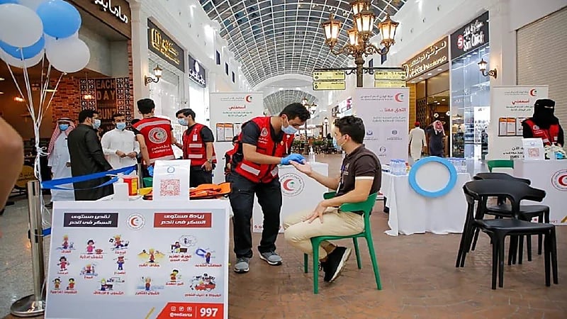 بالفيديو.. قصة رحالة قرر البقاء في المملكة أثناء أزمة كورونا