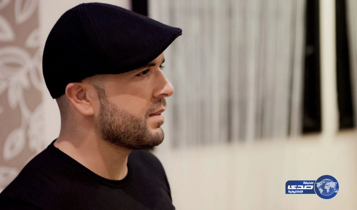 فنان مغربي يلقن درسا قاسيا لخليجيين أهانوا عاملا مغربيا بمطار أكادير