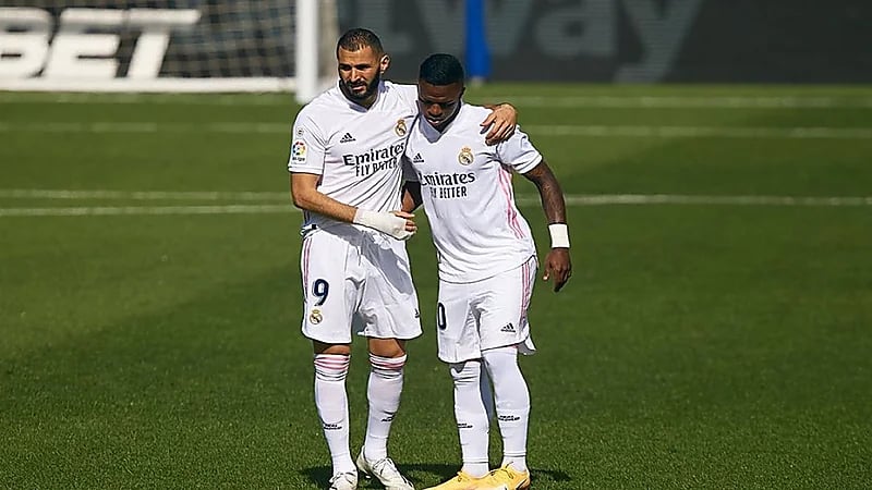 ريال مدريد يفقد بنزيما قبل مواجهة بلد الوليد