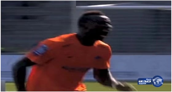 بالفيديو.. أظرف ردة فعل على تلقي البطاقة الحمراء!