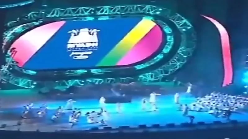 شاهد.. تفاعل الجمهور مع النجمين شبح بيشة ودحوم الطلاسي بموسم الرياض