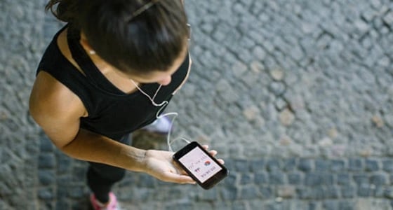 فتح الهاتف الذكي بـ " رائحة العرق "