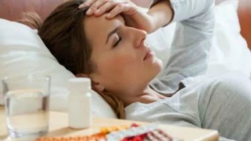 الإفراط في تناول المسكنات يؤدي لتفاقم الصداع