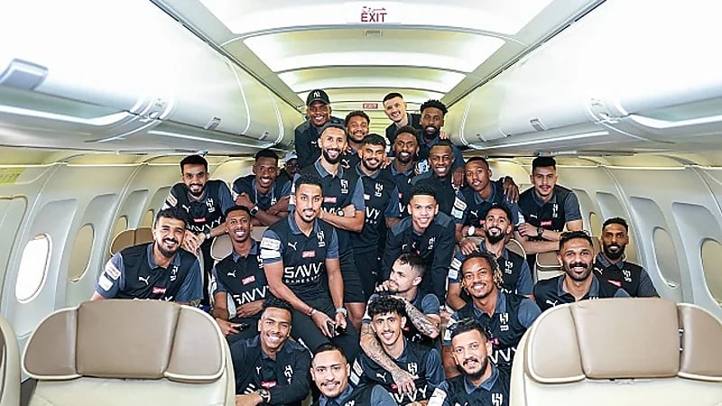 بعثة الهلال تعود غدًا إلي الرياض