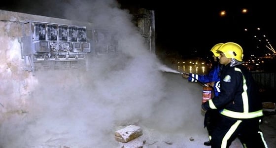 إصابة 3 أشخاص في حريق فيلا بجدة