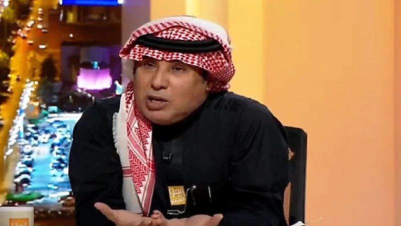 "العرفج" يستبعد الهلال والنصر من تحقيق الدوري