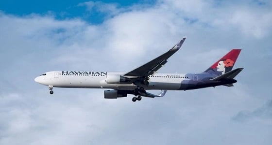 ظرف طارئ يتسبب في هبوط طائرة بالعام الماضي