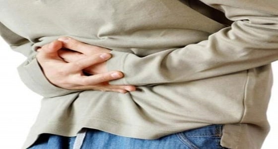 العثور على 5 قفازات بمعدة سيدة عقب استئصال بطانة الرحم