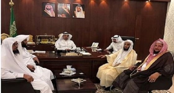 محافظ الجموم يلتقي رئيس هيئة الأمر بالمعروف لمناقشة العمل الميداني