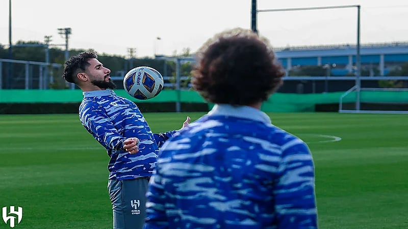 شاهد.. أولى تدريبات الهلال في اليابان تأهباً لمواجهة أوراوا