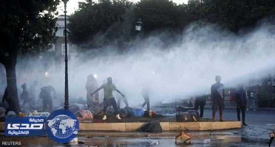 الآلاف يتظاهرون في روما احتجاجًا على عنف الشرطة مع لاجئين