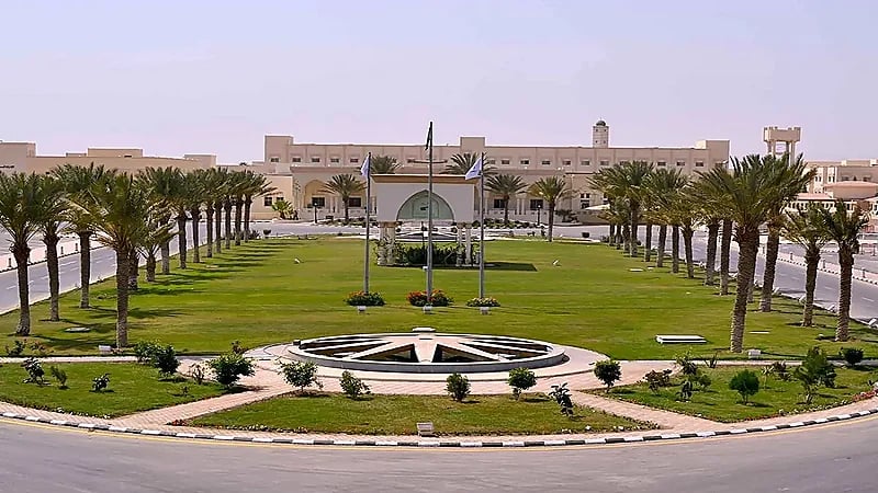 تعليق الدراسة غدا بمدارس المهد وجامعتي جدة والطائف