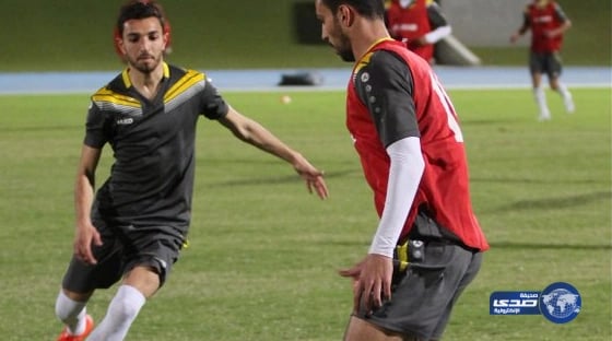 طبيب يكشف عن تأثير الفياجرا ودواء سياليس على المعدة