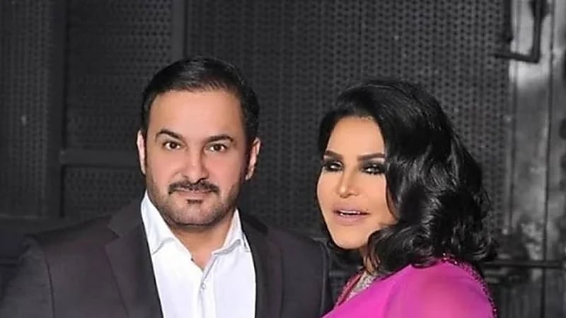  شاهد.. وصلة دلع بين أحلام وزوجها:"حبي حبك"