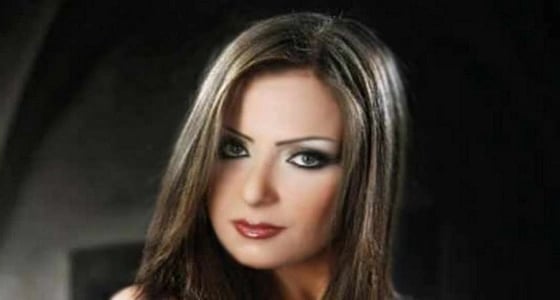 بالفيديو.. رد فعل صادم لـ ريم البارودي عند مواجهتها بصورة سمية الخشاب