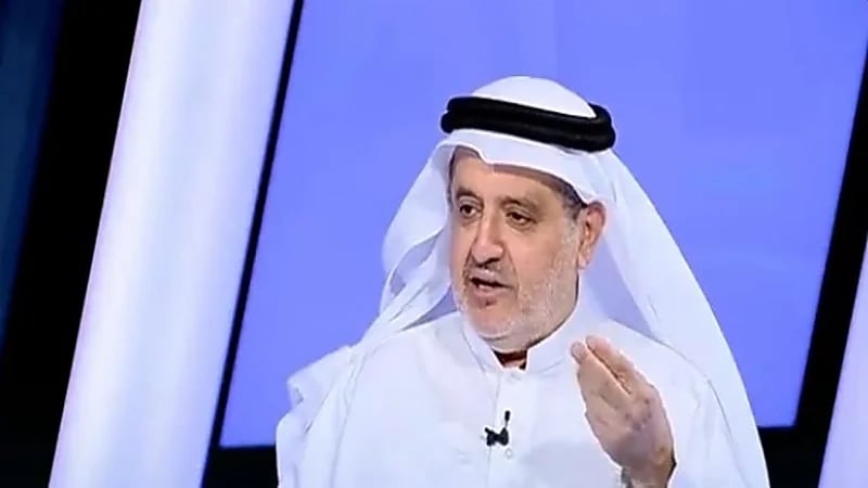 شاهد.. استشاري: العباءة السوداء للنساء تجذب حرارة الشمس