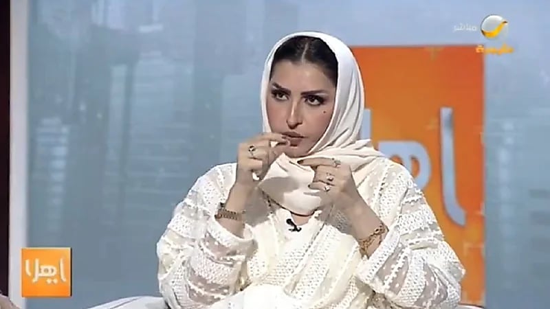 بالفيديو..ليلى السليمان منتقدة رفع الأسعار: " ليش نفر المندي بـ85 ريال! "