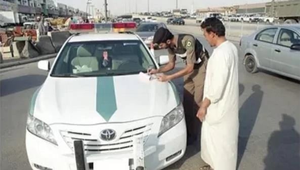 « مرور مكة » يبدأ حملة واسعة لإزالة المركبات التالفة والوقوف المزمن