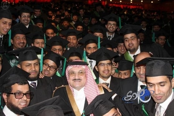  الأمير محمد بن نواف يرعى حفل تخرج الدفعة الثالثة من مبتعثي برنامج خادم الحرمين
