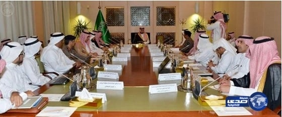 أمير الرياض يوجه المسؤولين بالتنسيق لدرء أخطار السيول