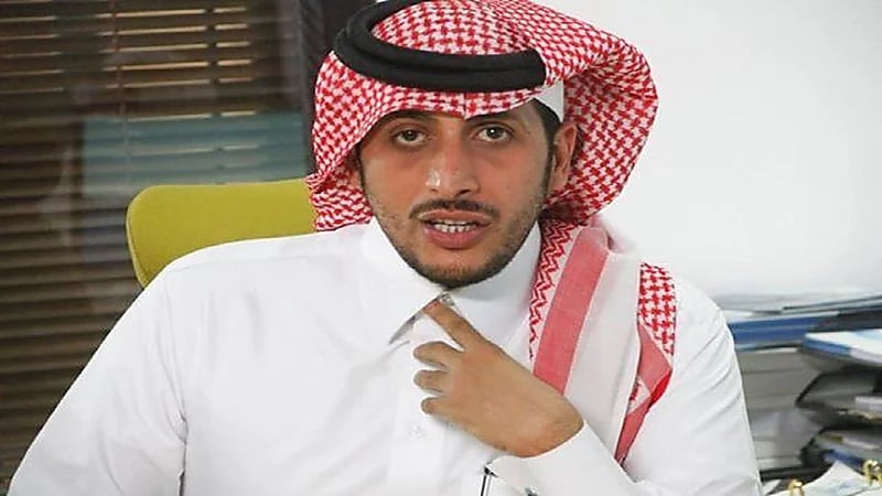 محسن الشهري يكشف عن مشاكله مع الفنانات بسبب "التاتو"