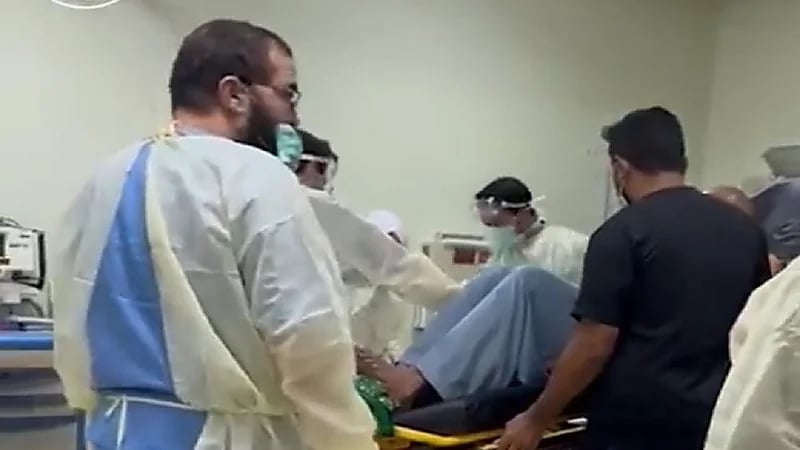 بالفيديو.. ‏حاجّ باكستاني أُصيب بأزمة قلبية بمنشأة الجمرات