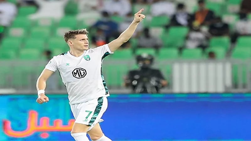 محترف الأهلي: دوري المحترفين صعب وسننتظر جماهيرنا الكبيرة