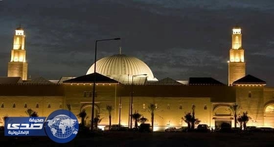 جامع الراجحي ينظم افطار الصائمين خلال رمضان