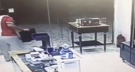 بالصور.. الخطوط الحديدية تكشف تفاصيل الخدمات بقطار سار