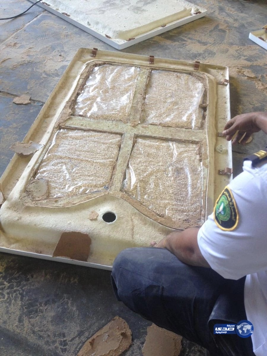 بالصور.. جمرك ضباء يحبط محاولة تهريب أكثر من مليون حبة مخدرة