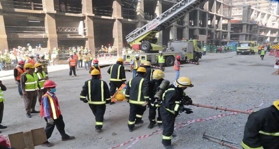 بالصور.. تجربة فرضية للإخلاء والإطفاء والإنقاد بأحد المشاريع التطويرية بالمنطقة المركزية