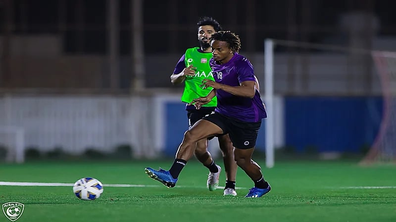 بالصور.. الهلال يتأهب لـ أجمك الأوزبكي