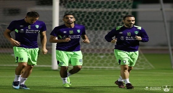 بالصور.. الأهلي يواصل تدريباته استعدادا لموجهة الفيحاء