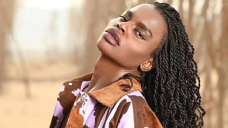 عارض الأزياء زياد المسفر يثير الجدل بخضوعه للتجميل