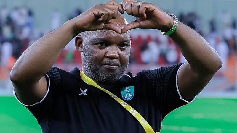 موسيماني يقترب من كايزر تشيفز الجنوب أفريقي