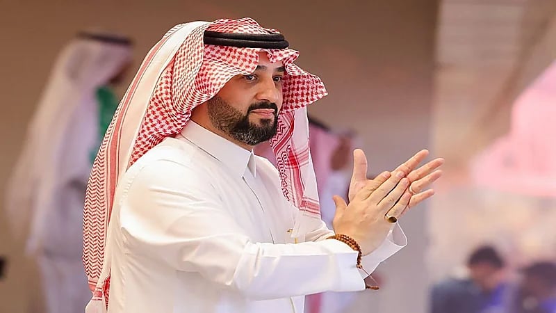 خالد العيسى رئيسا لـ الأهلي لموسم واحد