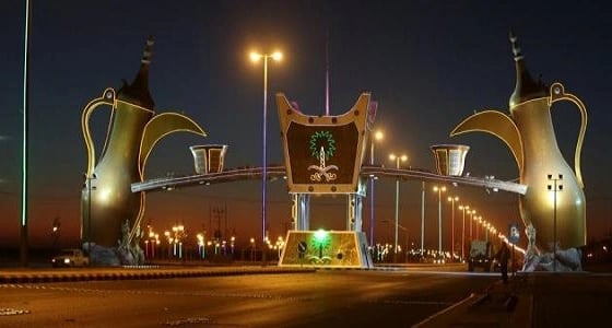 محافظ وادي الدواسر يوجه بتسليم المشروعات الإنمائية في وقتها