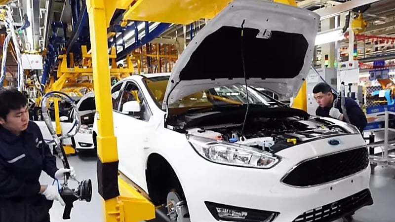 لماذا السيارات في الصين أطول؟