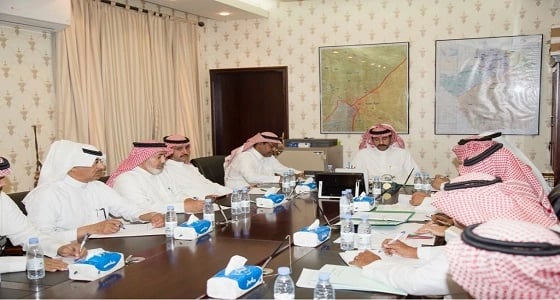 مدير عام الإدارة العامة للمجاهدين يرأس الاجتماع الأول لمهمة الحج