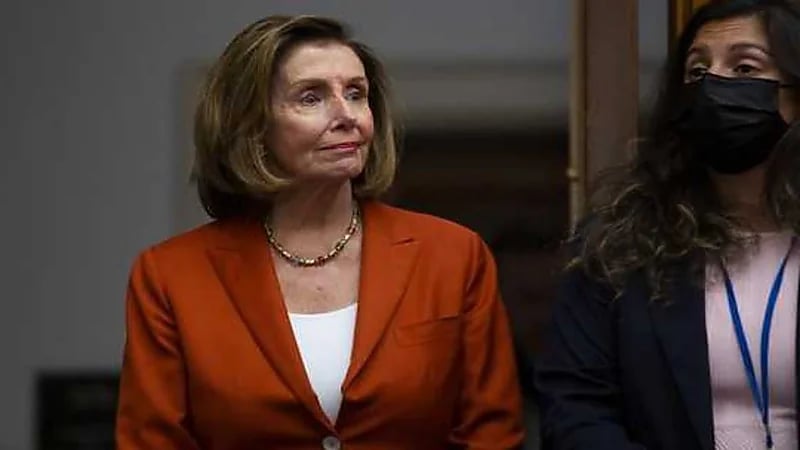 طائرة بيلوسي تدخل أجواء ‎تايوان