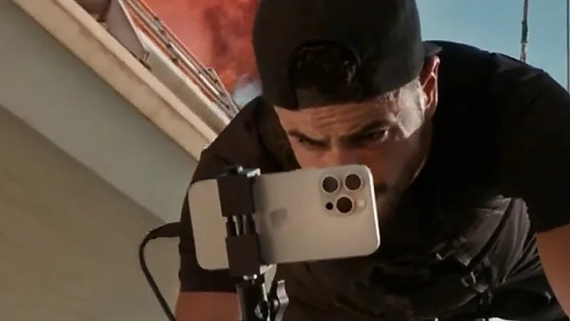 خبير تقني: ليس شرطًا تغيير الجوال كل عام لأنها ثقافة خاطئة .. فيديو