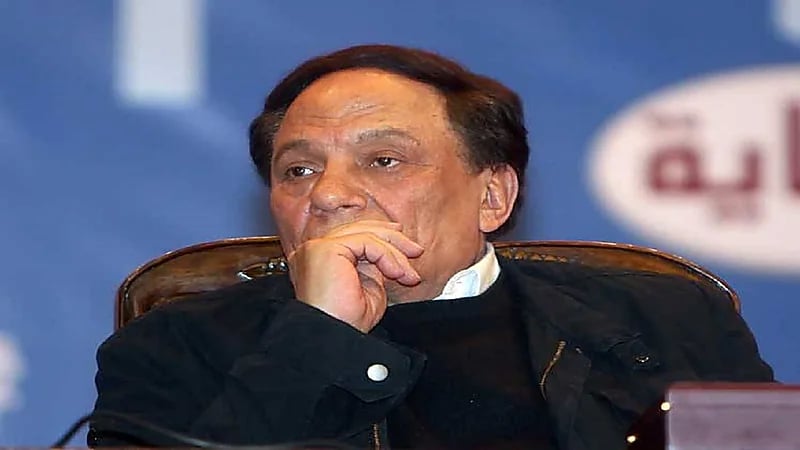 فيديو يكشف الحالة الصحية لعادل إمام