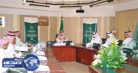 وزير المالية يدشن بوابة " اعتماد " للخدمات الإلكترونية الحكومية