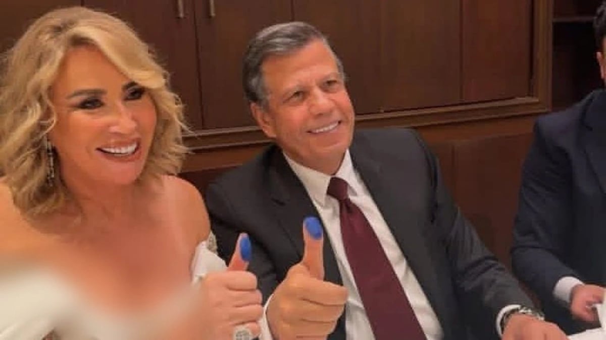 إيناس الدغيدي تحتفل بعقد قرانها في عمر الـ72