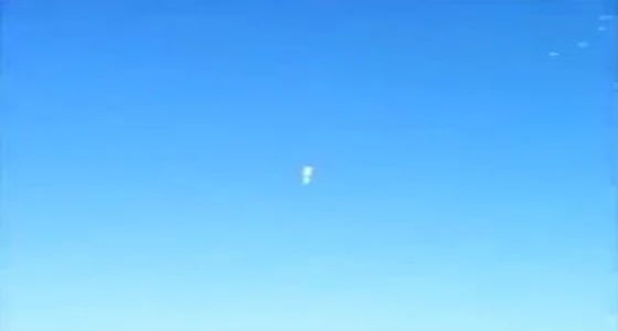 بالفيديو.. اللحظات الأخيرة لمظلي روسي أثناء القفز