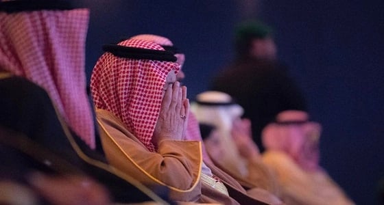 بالصور.. تأثر خادم الحرمين بمشهد للملك عبدالعزيز بالجنادرية