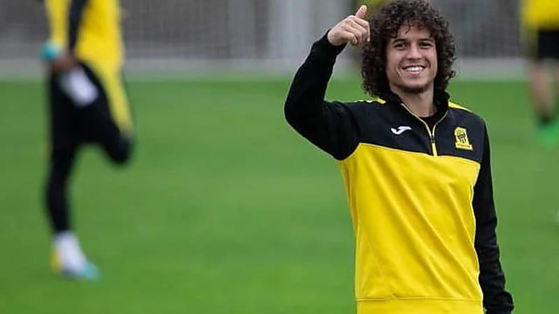 الفحوصات تحسم مدة غياب لاعب الشباب باجندوح