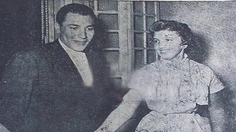 هدية من والدته وشهر عسل بالقاهرة: ذكريات زفاف الأمير طلال والأميرة منى رياض الصلح.. فيديو