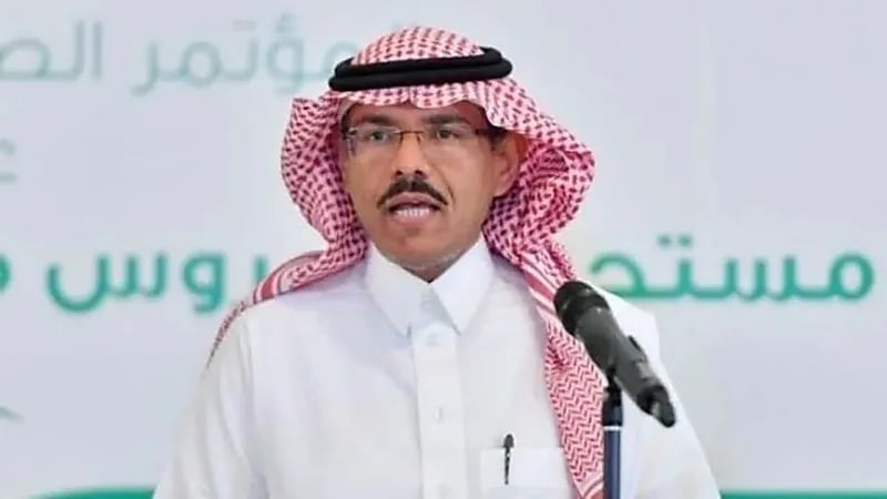 "العبدالعالي" يرد على شائعة وفاة أطفال بعد تلقي لقاح كورونا